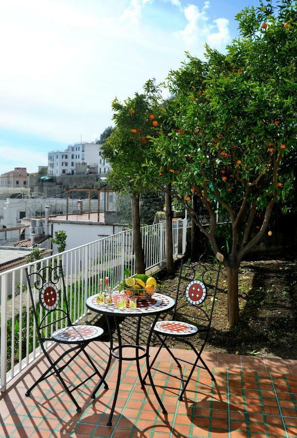 Chez Amelie Villa Amalfi Exterior photo
